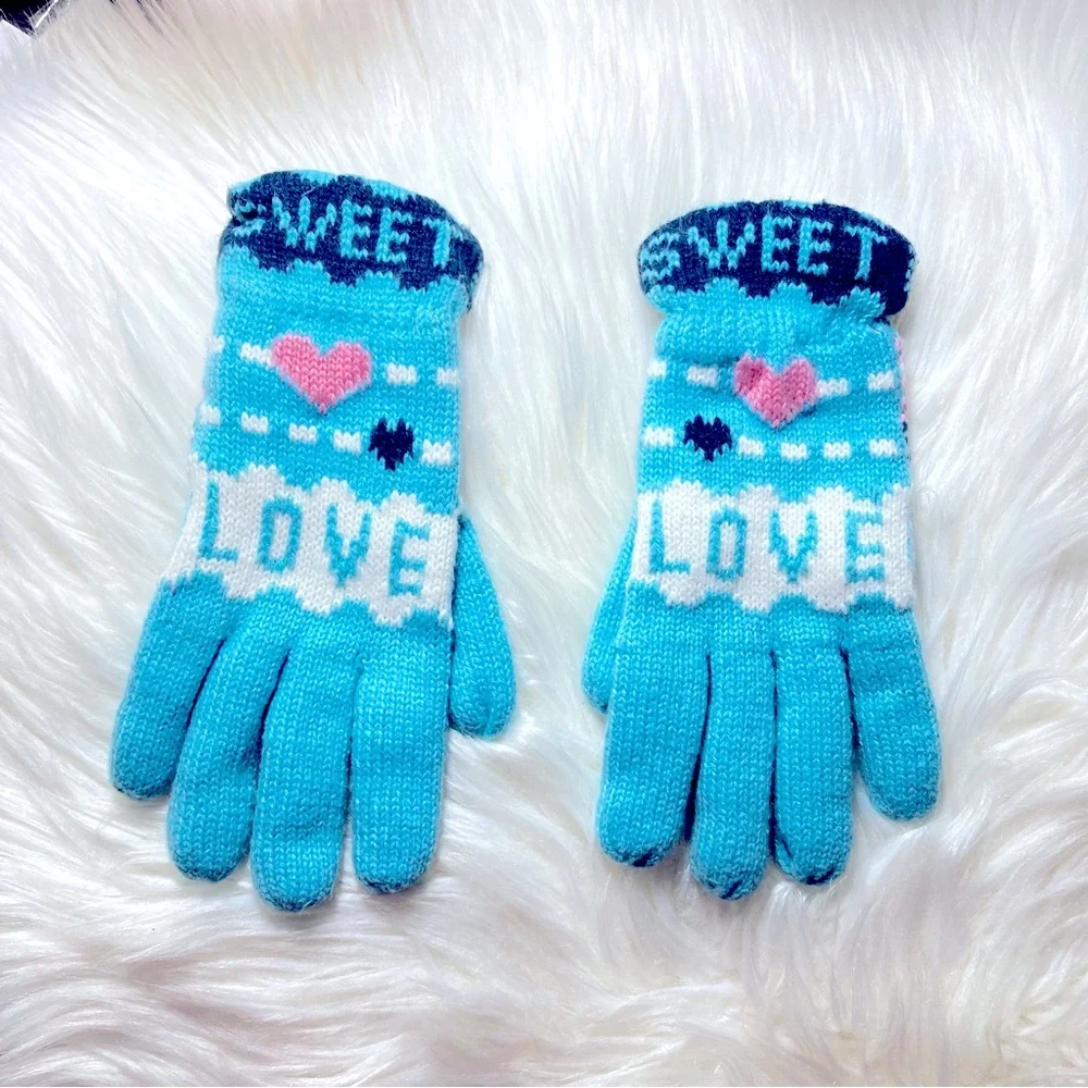 Girl Sky Blue Winter Snow Gloves Mittens Sweet Love